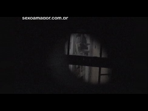 ❤️ Si Blondie ay lihim na nakunan ng video ng isang voyeur ng kapitbahayan na nakatago sa likod ng mga guwang na brick Sex sa porn tl.hentai-id-tv.ru ﹏